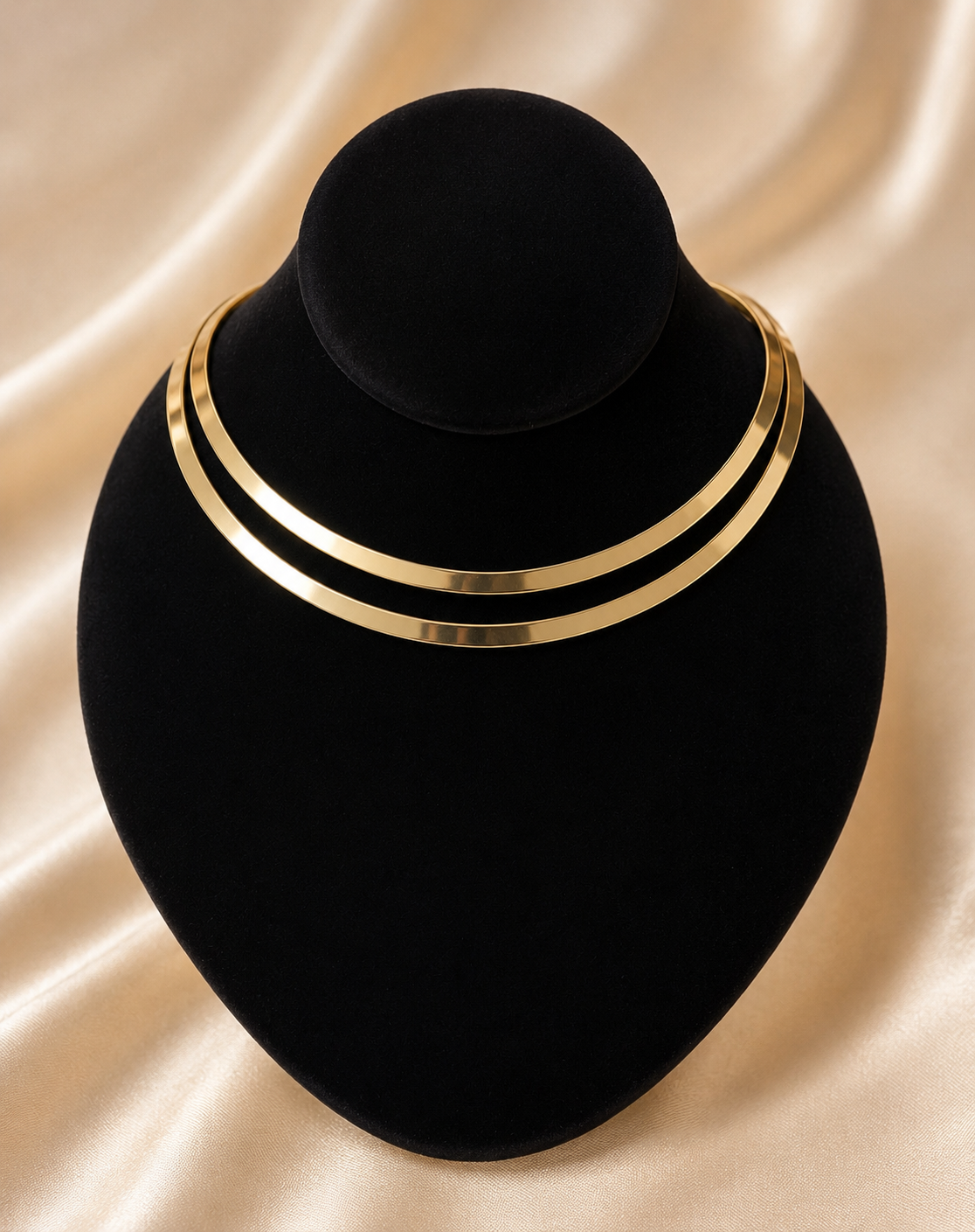 Empress choker